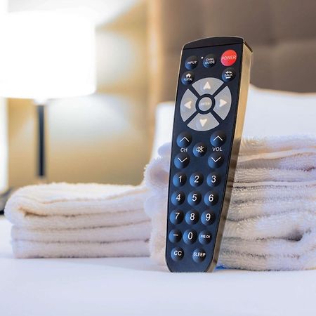 Drury Inn & Suites أوفرلاند بارك المظهر الخارجي الصورة