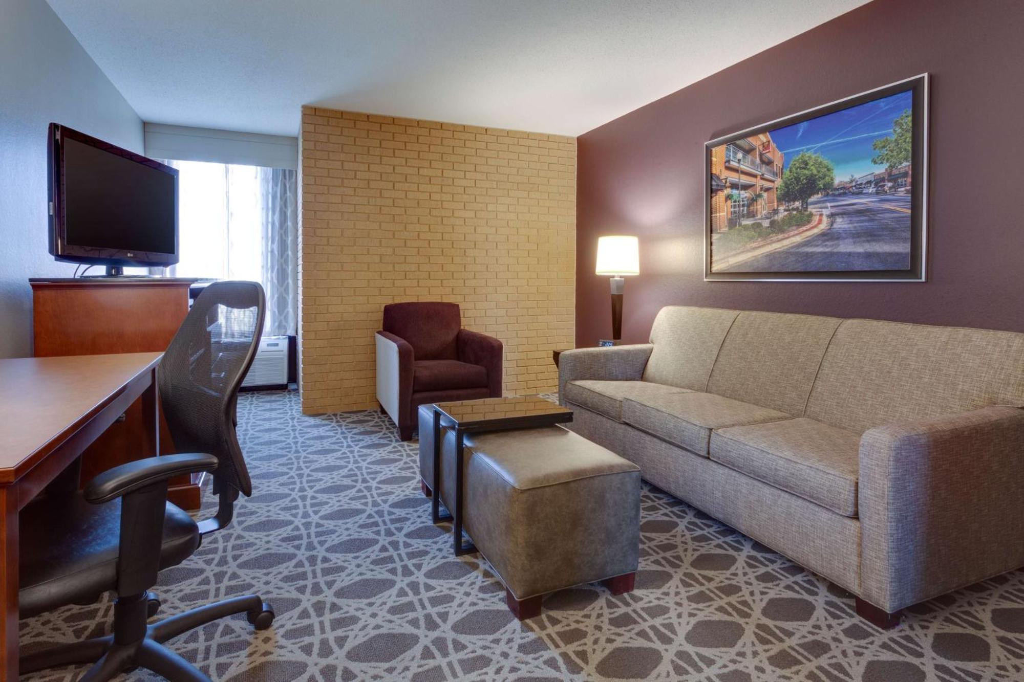 Drury Inn & Suites أوفرلاند بارك المظهر الخارجي الصورة